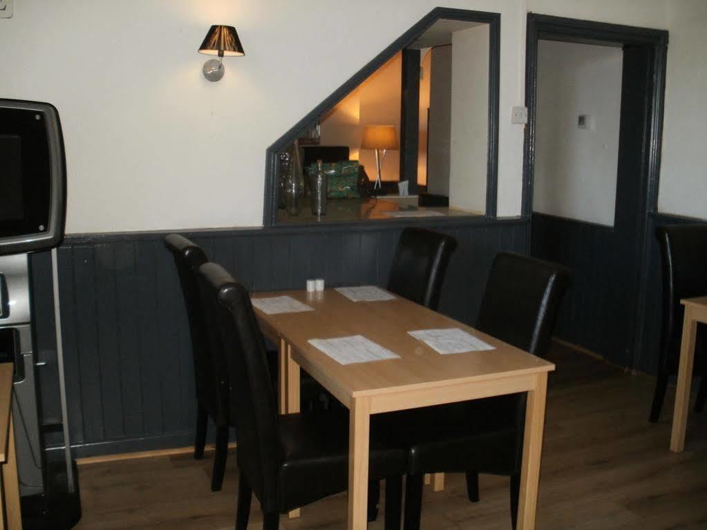 The Crown Inn Keynsham Kültér fotó